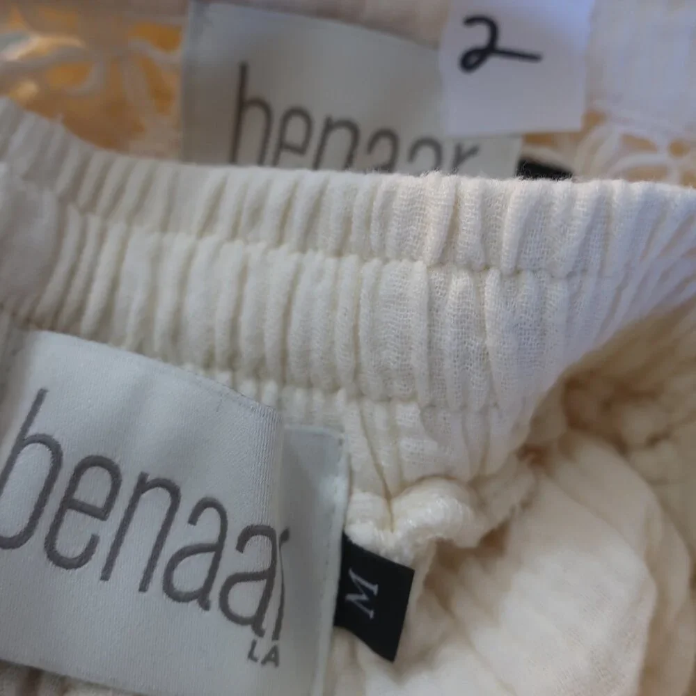 Women Benaar LA Jeiley Cream 2Pc Set Crochet Gauzy Contrast Collared Top Short M - Picture 13 of 13